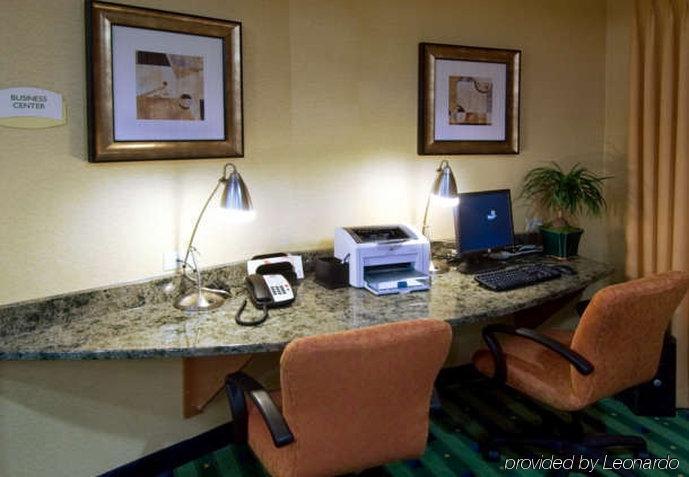 สปริงฮิลล์ สวีท เซนต์ปีเตอร์สเบิร์ก เคลียร์วอเตอร์ Hotel ลาร์โก ภายนอก รูปภาพ